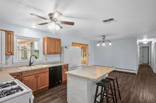 10009 Wolf Rd, Geneseo, IL 61254 - Photo 5