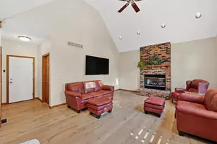 23401 Lucas Rd, Dekalb, IL 60115 - Photo 19