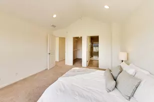 366 Country Club Dr, Prospect Heights, IL 60070 - Photo 15