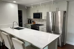 680 N Green St, Chicago, IL 60642 - Photo 3