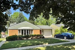 960 Alfini Dr, Des Plaines, IL 60016 - Photo 9