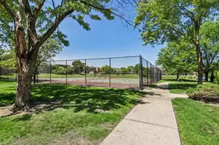 1806 Hemlock Pl, Schaumburg, IL 60173 - Photo 15