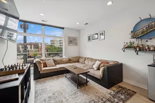 713 N Milwaukee Ave, Chicago, IL 60642 - Photo 7