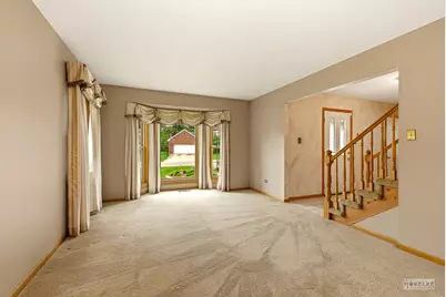 2340 Ridgewood Road, Lisle, IL 60532 - Photo 7