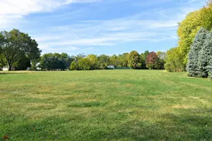 2912 Woodlawn Rd, Sterling, IL 61081 - Photo 13