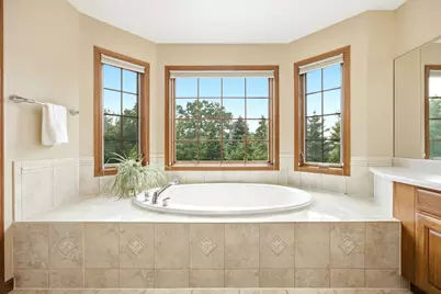 5121 Tall Oaks Drive, Ringwood, IL 60072 - Photo 19