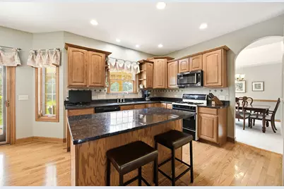 5121 Tall Oaks Drive, Ringwood, IL 60072 - Photo 5