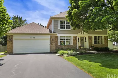 1090 Winding Glen Court, Carol Stream, IL 60188 - Photo 1
