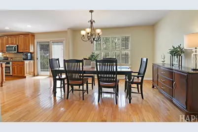 1090 Winding Glen Court, Carol Stream, IL 60188 - Photo 7