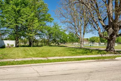 801 18th Street, Rockford, IL 61104 - Photo 1