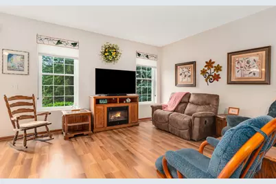 429 Merlot Court, Oswego, IL 60543 - Photo 5