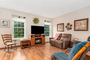 429 Merlot Ct, Oswego, IL 60543 - Photo 5