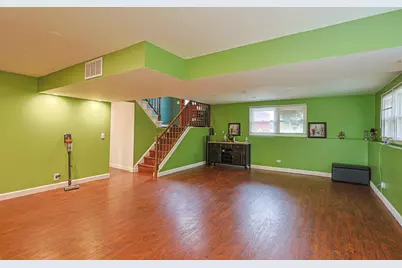 9012 Swanson Road, Lake in the Hills, IL 60156 - Photo 35