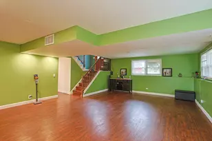 9012 Swanson Rd, Lake in the Hills, IL 60156 - Photo 35