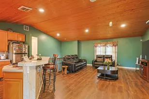 9012 Swanson Rd, Lake in the Hills, IL 60156 - Photo 25