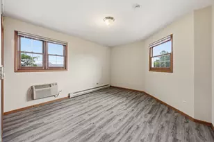 330 Leah Ln, Woodstock, IL 60098 - Photo 11
