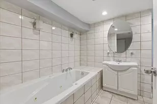 2117 N Humboldt Blvd, Chicago, IL 60647 - Photo 9