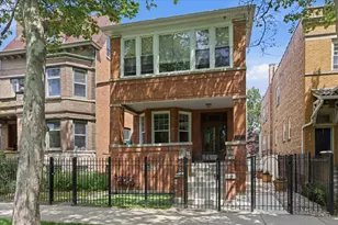 2117 N Humboldt Blvd, Chicago, IL 60647 - Photo 1