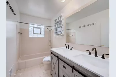 229 S Milton Avenue, Glen Ellyn, IL 60137 - Photo 13