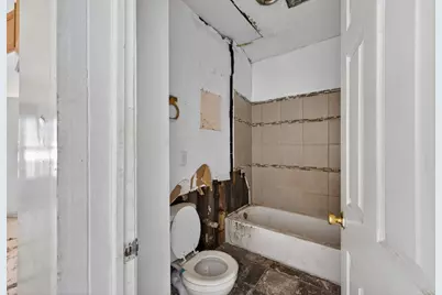 6603 S Oakley Avenue, Chicago, IL 60636 - Photo 5