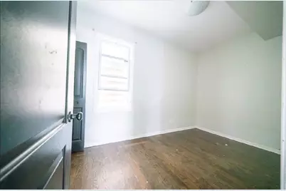8942 S Baltimore Avenue, Chicago, IL 60617 - Photo 9