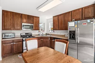 926 Saddle Ridge Dr, Joliet, IL 60432 - Photo 5