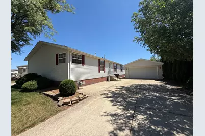 923 Apple Lane, Manteno, IL 60950 - Photo 1