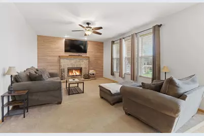 911 Millard Court, Joliet, IL 60431 - Photo 3