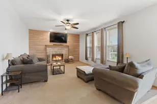 911 Millard Ct, Joliet, IL 60431 - Photo 3