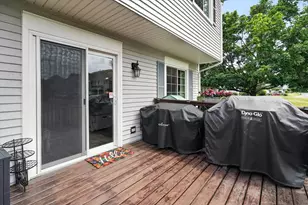 100 Village Creek Dr, Lake in the Hills, IL 60156 - Photo 37