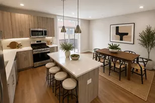 2243 W Coulter St, Chicago, IL 60608 - Photo 3