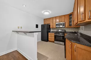 706 Marilyn Ave, Glendale Heights, IL 60139 - Photo 5