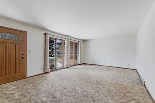 1008 Lark Ln, Shorewood, IL 60404 - Photo 3