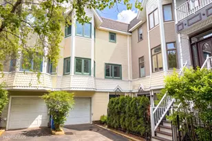 3320 N Racine Ave, Chicago, IL 60657 - Photo 1