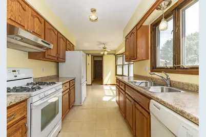 740 Hickory Drive, Geneseo, IL 61254 - Photo 7