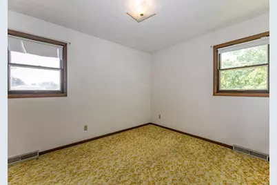 740 Hickory Drive, Geneseo, IL 61254 - Photo 17