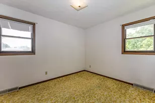 740 Hickory Dr, Geneseo, IL 61254 - Photo 17