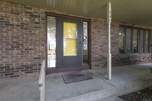 740 Hickory Dr, Geneseo, IL 61254 - Photo 3