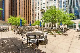 222 N Columbus Dr, Chicago, IL 60601 - Photo 21