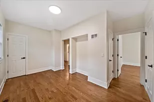 8525 S Hermitage Ave, Chicago, IL 60620 - Photo 25