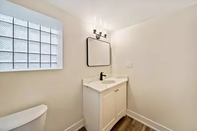8525 S Hermitage Avenue, Chicago, IL 60620 - Photo 17