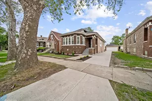 8525 S Hermitage Ave, Chicago, IL 60620 - Photo 3
