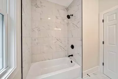 8525 S Hermitage Avenue, Chicago, IL 60620 - Photo 21