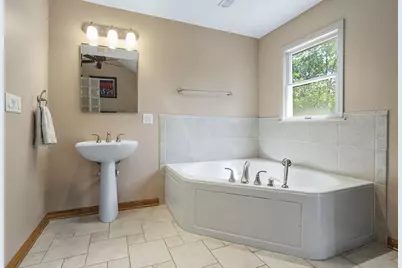 912 Valencia Drive, Shorewood, IL 60404 - Photo 15