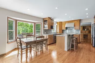 912 Valencia Dr, Shorewood, IL 60404 - Photo 11