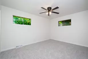 28671 N Harrison Ave, Wauconda, IL 60084 - Photo 13