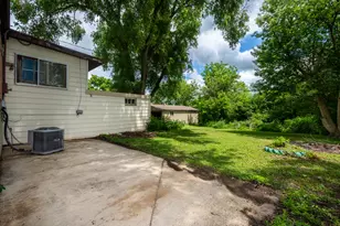 28671 N Harrison Ave, Wauconda, IL 60084 - Photo 25