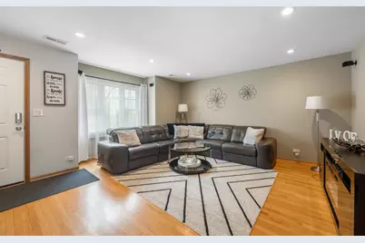 702 Windsor Lane, Romeoville, IL 60446 - Photo 11