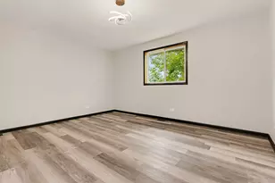 2837 E 223rd St, Sauk Village, IL 60411 - Photo 25