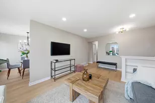 2846 E 127th St, Chicago, IL 60633 - Photo 5